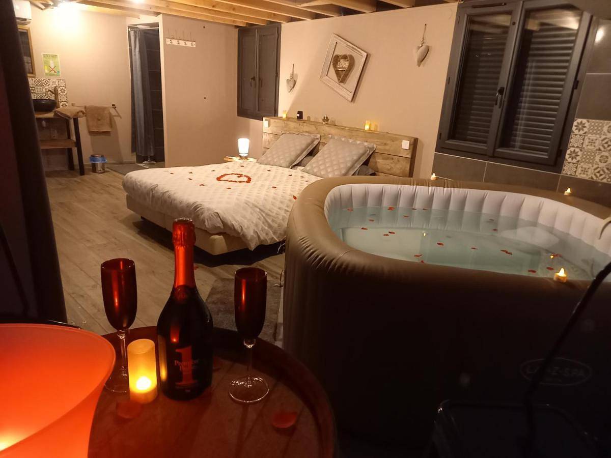 Three-Bedroom House in Aigues-Vives (Aude), Région de Carcassonne