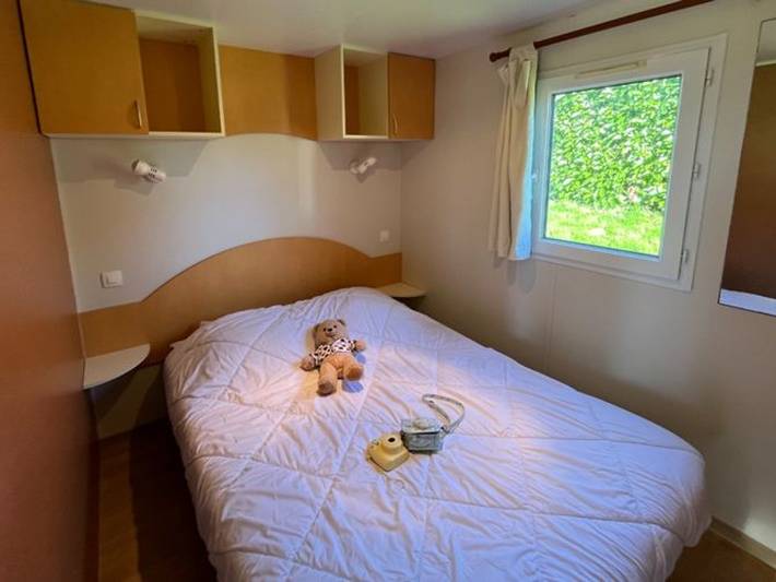 Mobil home pour 5 personnes, avec piscine et terrasse, animaux acceptés à Prailles - 4