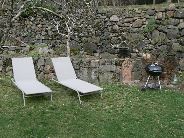 Gîte pour 2 personnes, avec jardin et terrasse dans le Cantal - 3