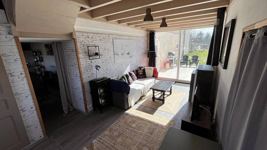 Location de vacances pour 6 personnes, avec jardin et vue à Lapeyrouse - 4