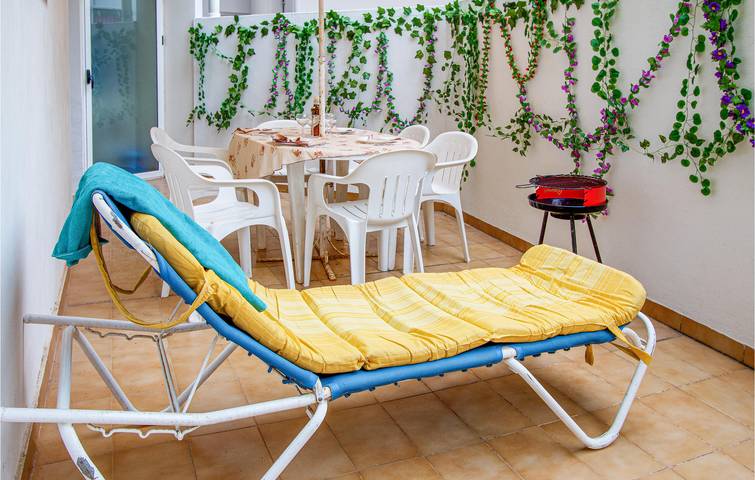 Ganze Ferienwohnung, Klimatisiertes Terrassenapartment | Strand 2.5km in Sant Antoni de Calonge, Calonge