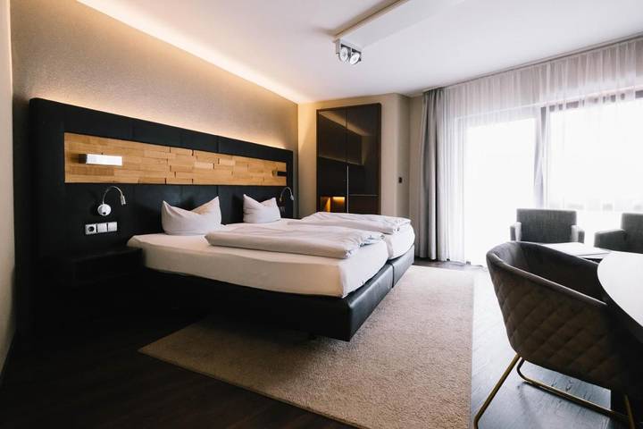 Hotel für 3 Personen, mit Balkon und Terrasse sowie Garten und Pool in Mossautal