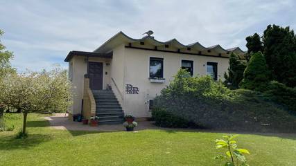Ferienwohnung für 3 Personen, mit Terrasse und Garten sowie Ausblick in Elmenhorst-Lichtenhagen