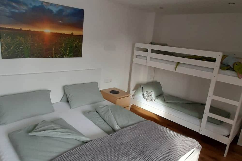 Ganze Wohnung, Gästehaus Buberl, nahe Legoland und Skylinepark in Krumbach (Schwaben), Bayerisch Schwaben