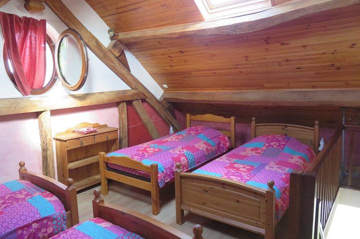 Location de vacances pour 7 personnes, avec terrasse et jardin dans Recloses - 2