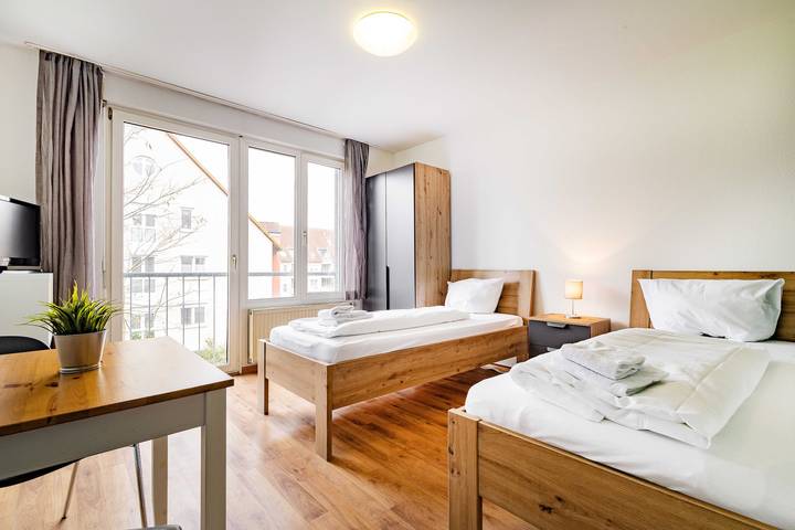 Stayinn Freiburg - Standard Twinbed-Zimmer in Stühlinger (Freiburg), Freiburg
