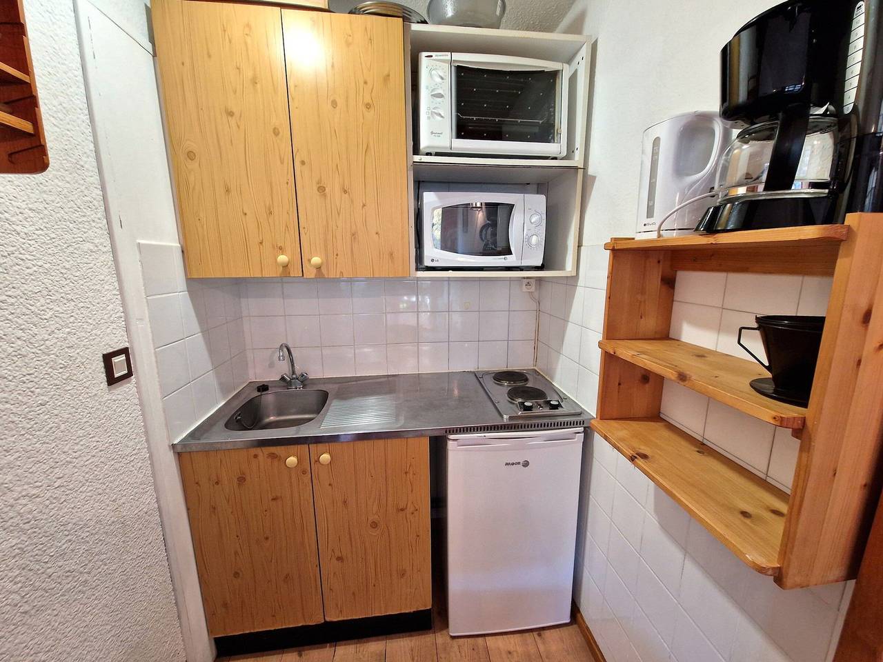 Estudio entero, Estudio acogedor para 4 en el centro de Valfréjus con balcón in Valfréjus, Modane