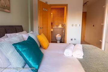 Glamping for 5 People in Brighton, Sussex, Photo 3