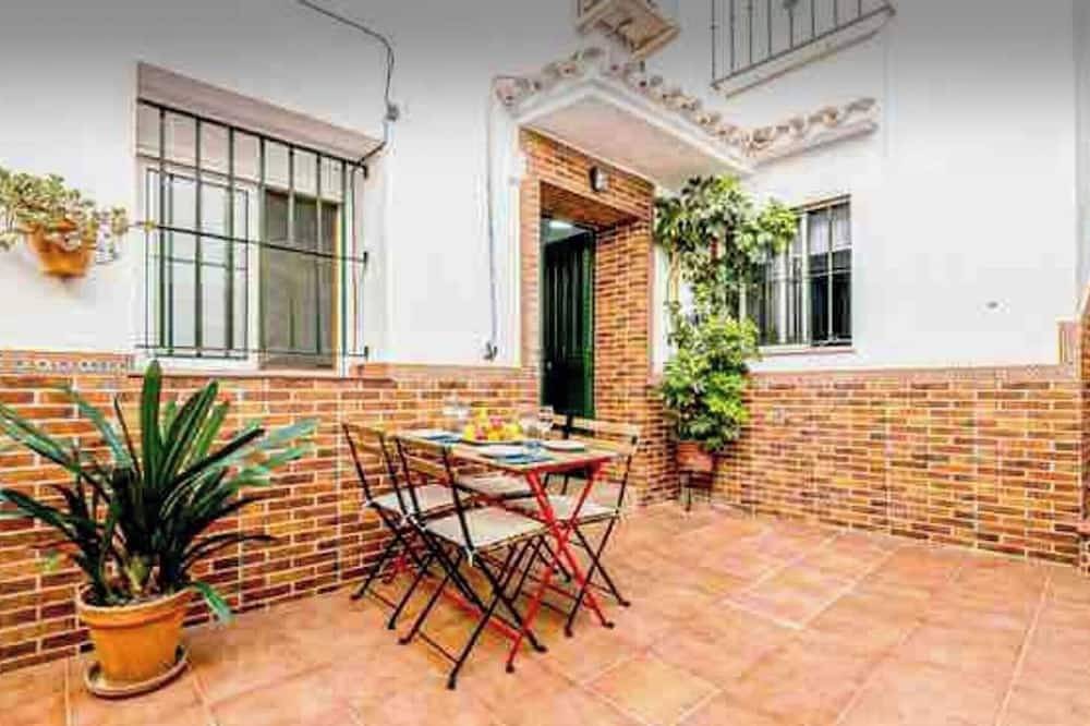 Casa Los Geranios Ideal Para Relajarte en Familia o con Amigos in Arcos de la Frontera, Pueblos Blancos
