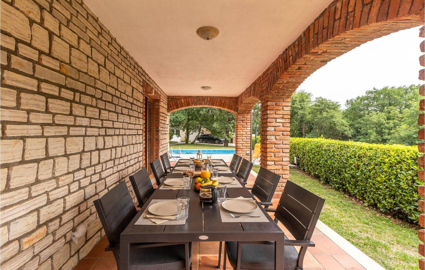 Reizendes Apartment mit einem Schlafzimmer, Pool und Terrasse in der Nähe des Stadtzentrums von Grizane in Grizane, Primorje-Gorski Kotar