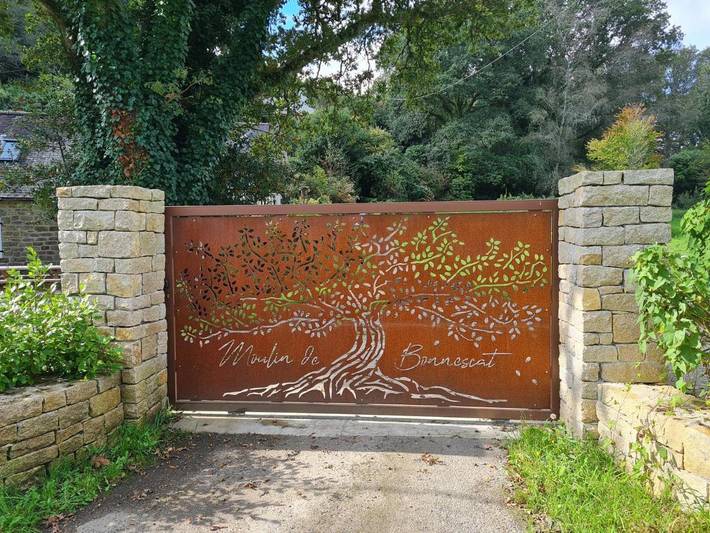 Location de vacances pour 6 personnes, avec jardin à Plogonnec - 2