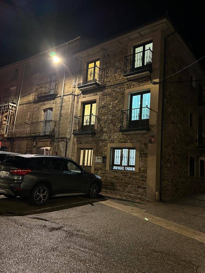 Casa rural para 8 personas, con vistas y balcón en Almarza