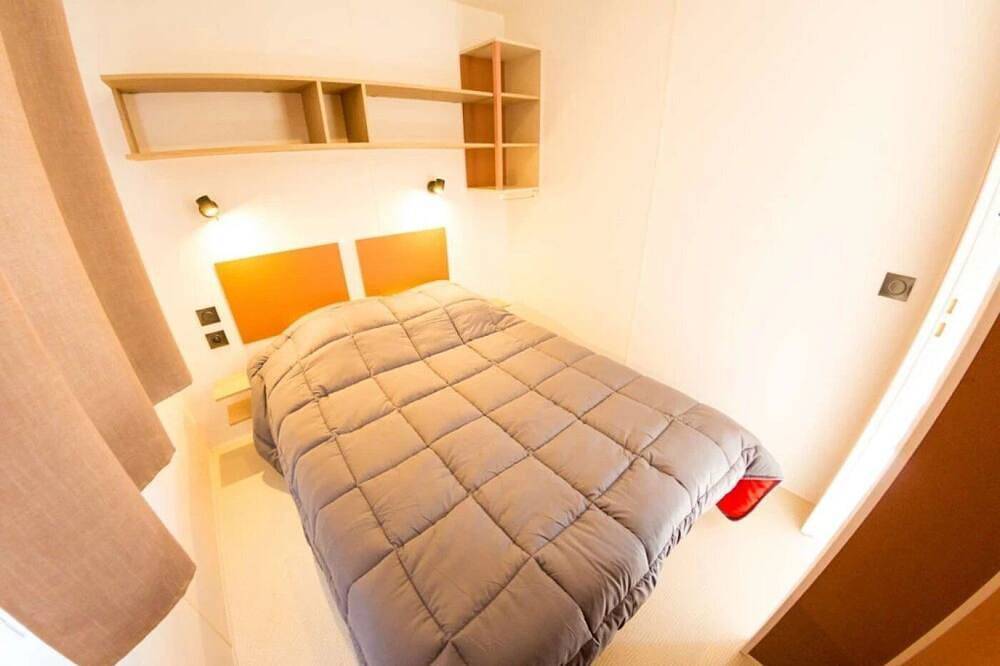 Camping 3 étoiles - Piscine  - ccaiiah in Labeaume, Ardèche