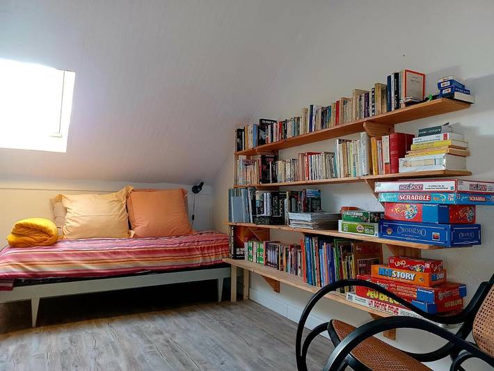 Gîte pour 3 personnes, avec Terrasse ainsi que Jardin et Vue à Corancy