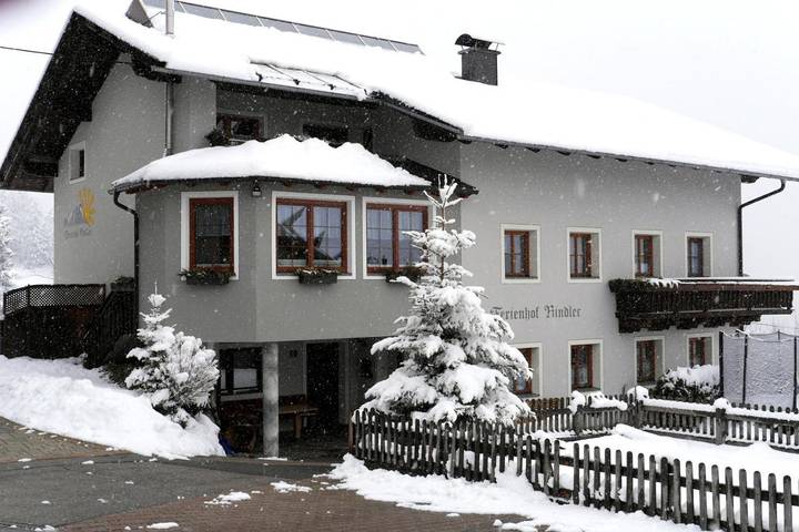 Ferienwohnung für 5 Personen, mit Ausblick und Garten