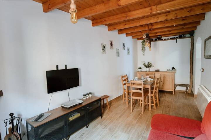 Casa Rural La Lar in Otero de Bodas mit Außenkamin, Terrasse und Wlan in Otero de Bodas, Zamora Provinz