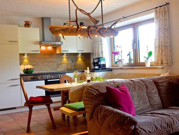 Ferienwohnung für 8 Personen, mit Terrasse und Garten - 1