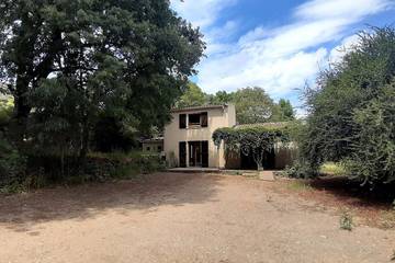 Location de vacances pour 4 personnes, avec jardin à Thoiras