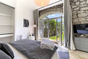 Villa pour 16 Personnes dans La Colle-sur-Loup, Région de Cannes, Photo 1