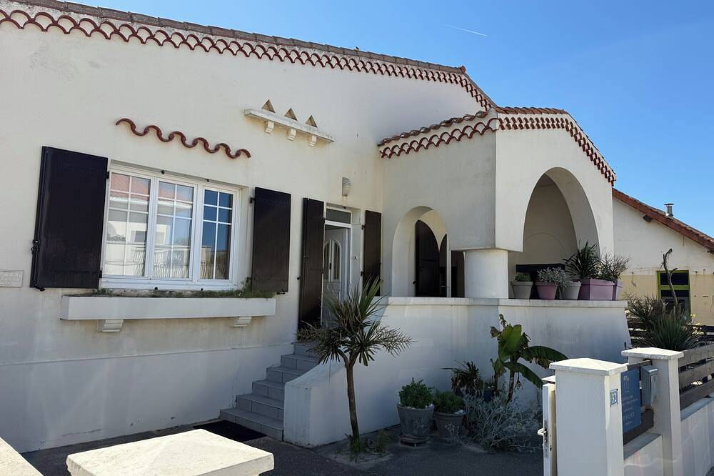 Villa pour 8 Personnes dans Mimizan, Côte d’Argent