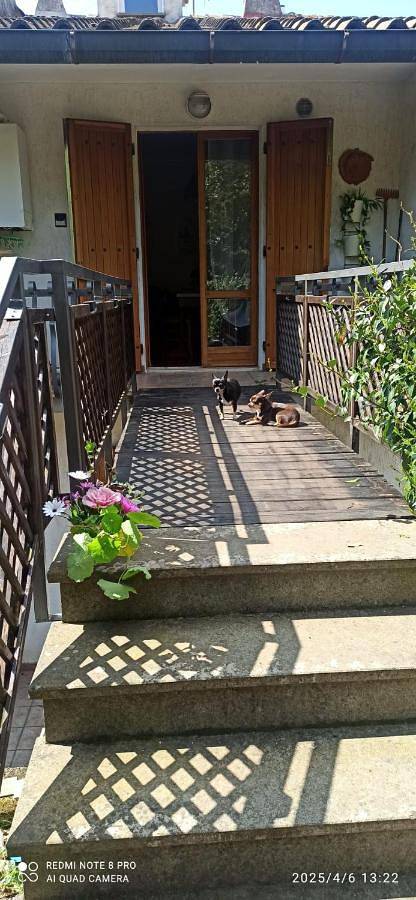 Ferienhaus für 6 Personen, mit Ausblick und Balkon sowie Garten