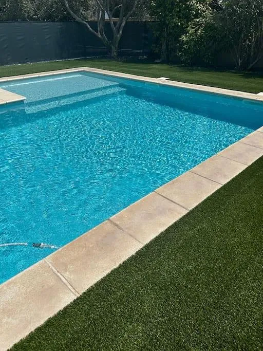 Ferienhaus für 4 Personen, mit Terrasse und Pool - 1