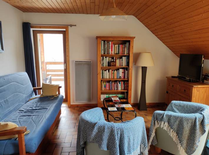 Gîte pour 6 personnes, avec terrasse et jardin dans Bauges - 2