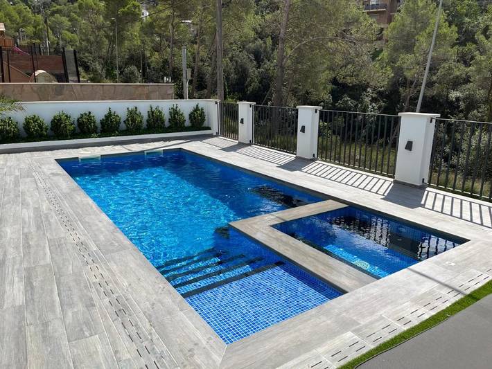 Chalet para 6 personas, con jardín además de piscina y vistas en Provincia de Barcelona - 2