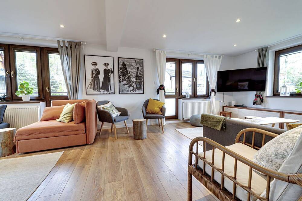 Bellissima villa indipendente per 20 persone con WIFI, TV, patio e vista panoramica in Kościelisko, Carpazi Polonia
