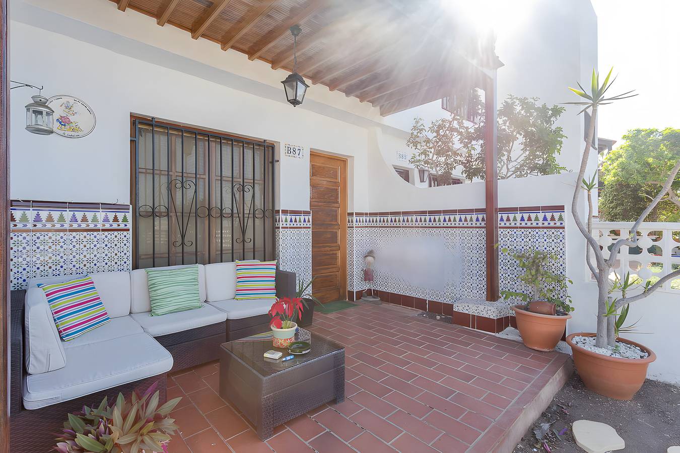 Casa de vacaciones 'Atardecer En Caideros' con vistas al mar, piscina compartida y Wi-Fi in La Verga, Mogán