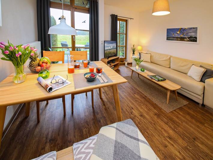 Ferienwohnung für 4 Personen, mit Balkon und Terrasse sowie Garten in Wittenbeck