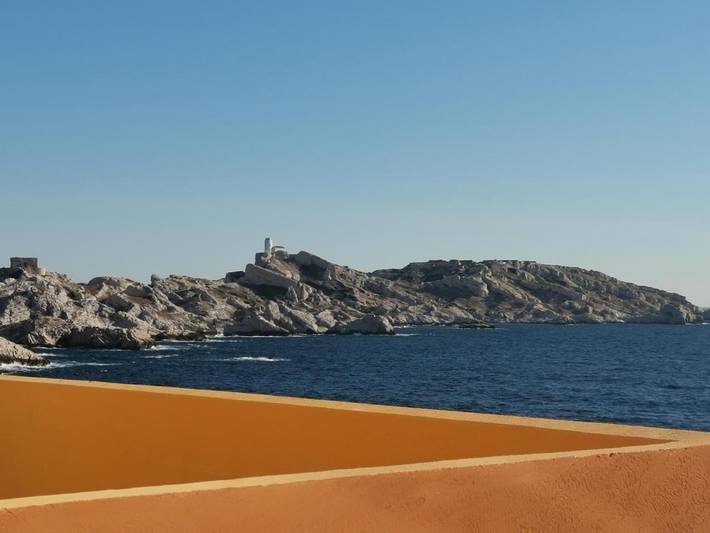 Gîte pour 8 personnes, avec vue et terrasse dans Iles Du Frioul - 4