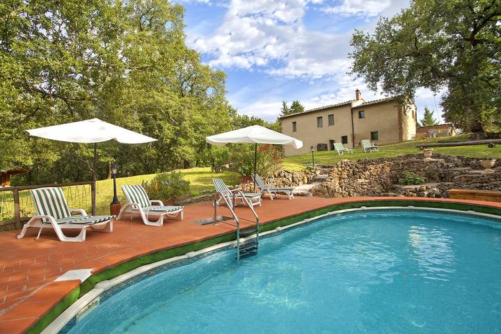 Casa vacanza per 10 persone, con Balcone/Terrazza e Giardino nonché Panorama a Sovicille
