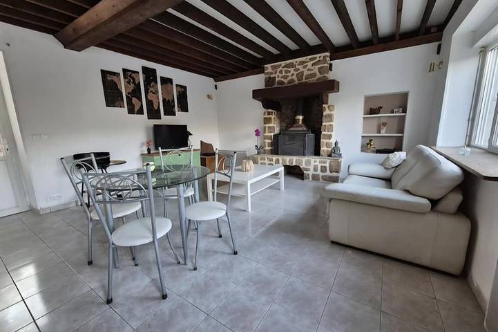 Gîte pour 4 personnes à Carelles