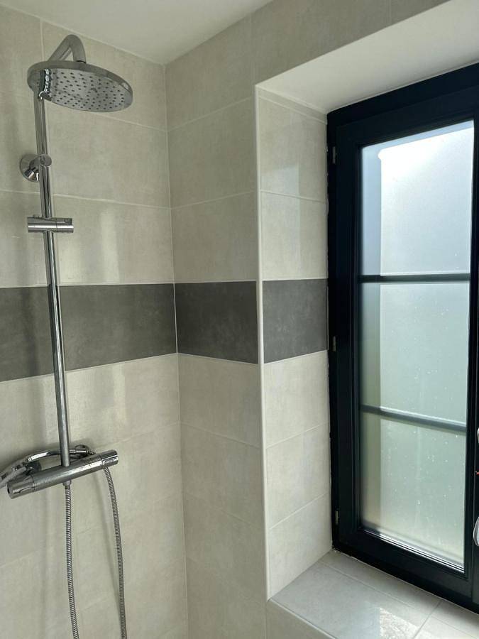 Appartement entier, Charmant appartement en pierres in Bourgoin-Jallieu, Région de La Tour-du-Pin