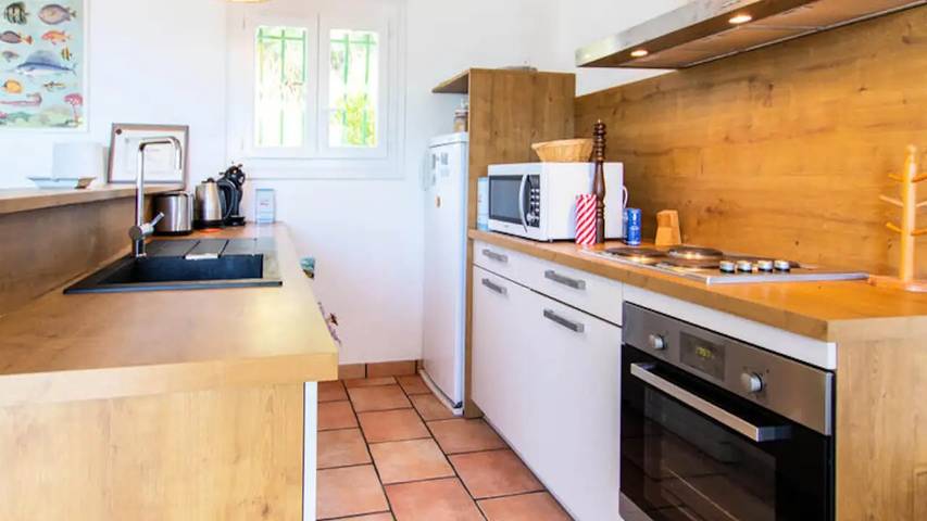 Gîte pour 11 personnes, avec jardin à Coti-Chiavari