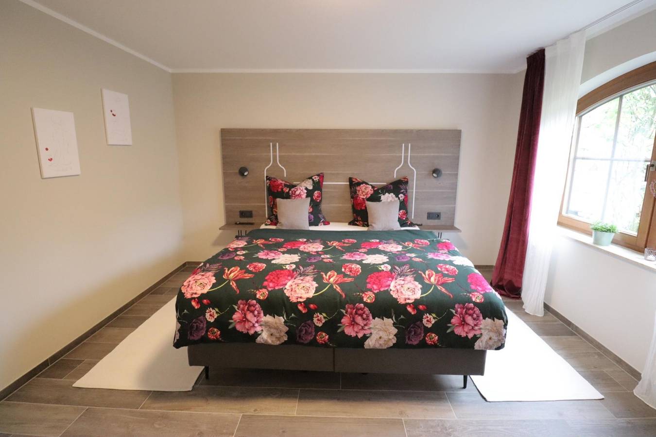 Ganze Ferienwohnung, Wunderschöne Ferienwohnung am Weinberg in Rümmelsheim, Landkreis Bad Kreuznach