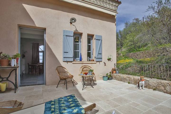 Appartement de vacances pour 4 personnes, avec jardin et terrasse