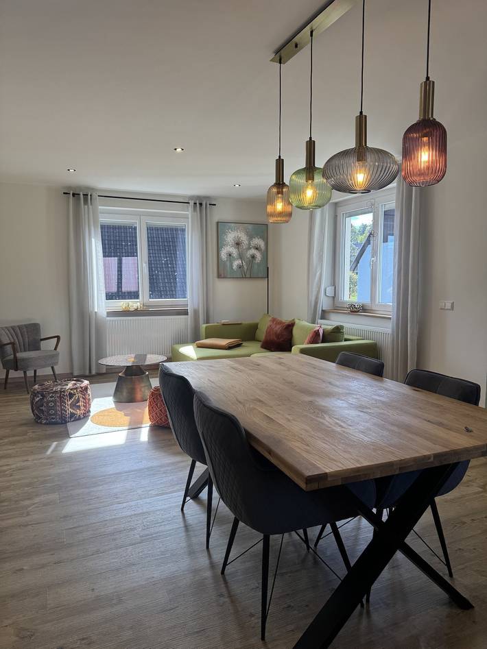Appartement entier, Appartement 'Burghof' avec jardin partagé et Wi-Fi in Leibertingen, Region Bodensee-Oberschwaben