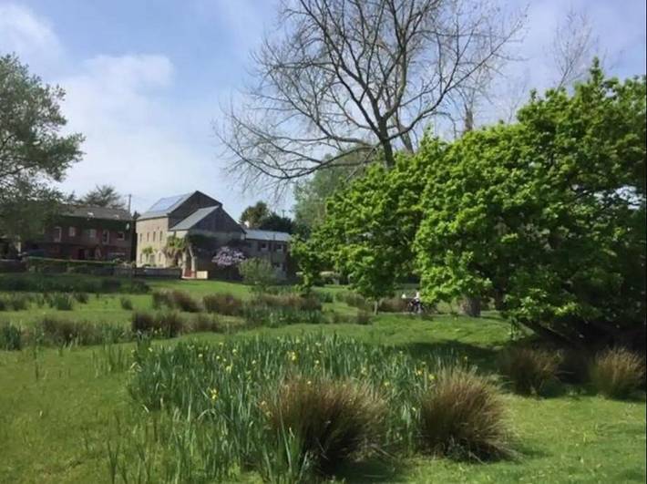 Gîte pour 7 personnes, avec jardin et vue à Plougoulm - 4