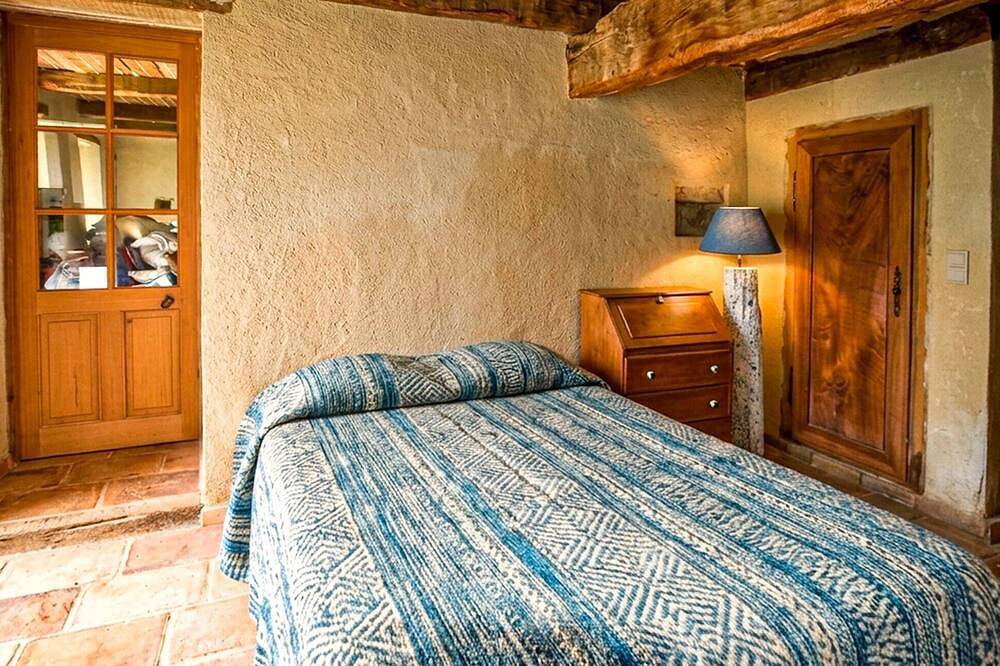 Maison avec piscine privée in Sault, Parc naturel régional du Mont-Ventoux
