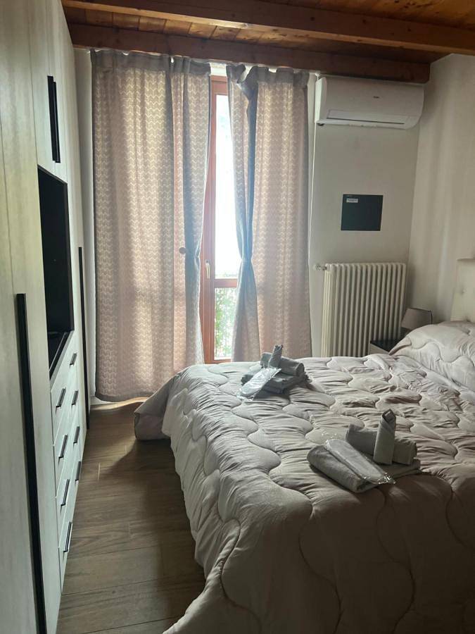 Villa pour 5 personnes, avec piscine ainsi que vue et balcon dans Lac de Côme - 4