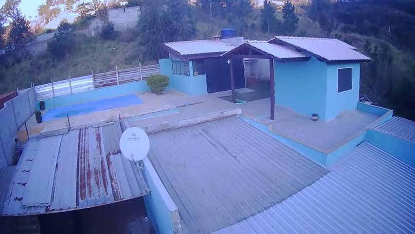 Casas e apartamentos de temporada para 3 pessoas, com vista e piscina e ainda terraço, com animais de estimação em Bom Jesus dos Perdões