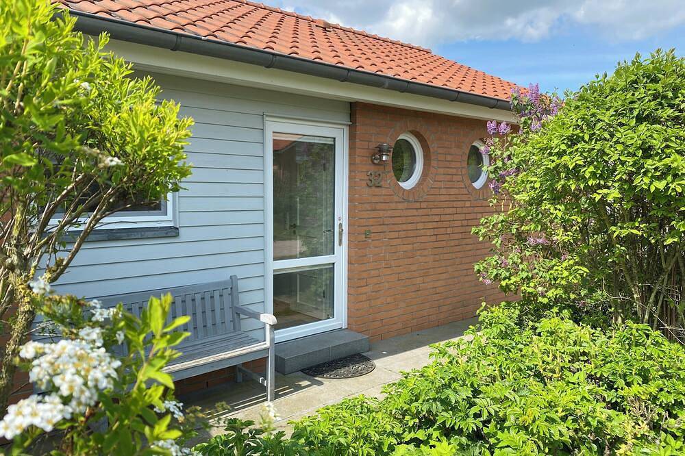 Helles 5* Ferienhaus am Schleiufer | Wlan | Sauna | Whirlwanne | Kaminofen in Schlei, Kosel