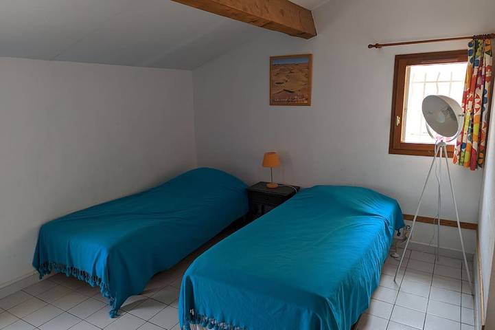 Gîte pour 7 personnes, avec balcon et piscine dans Plage Mateille - 4