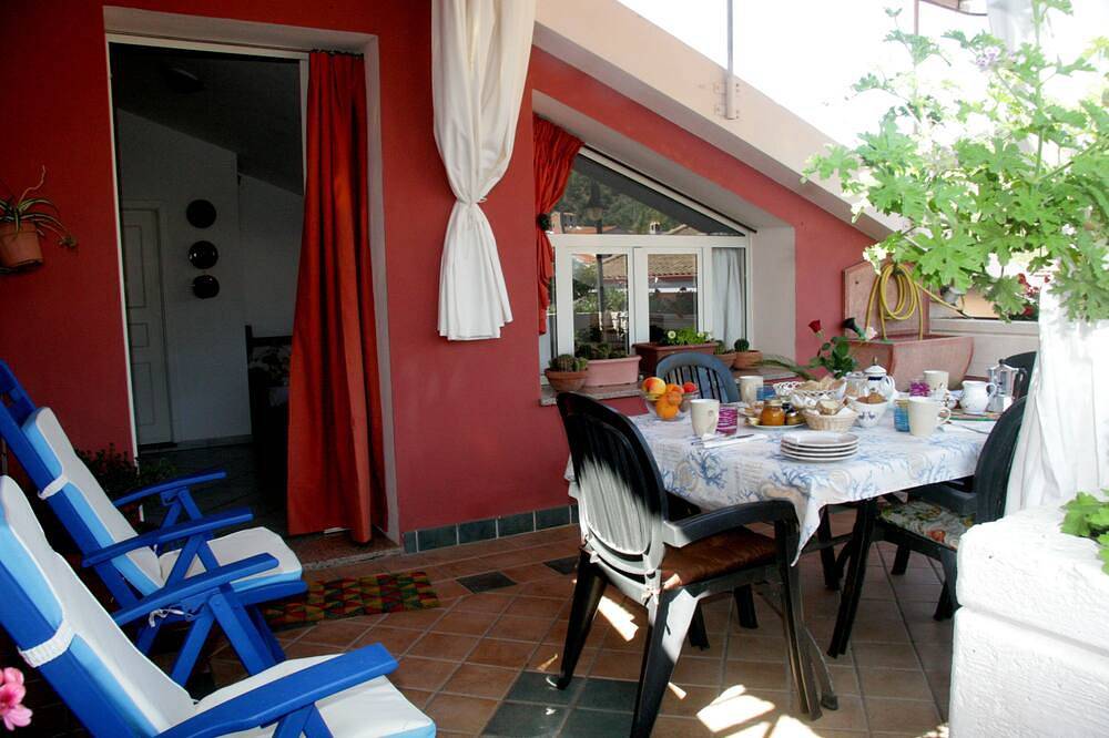 Entire apartment, Apartment/ flat - Teulada in Teulada, Cagliari Province