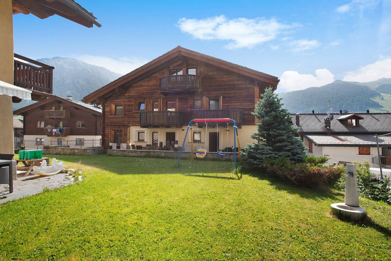 Appartement 'Baita dei ski app 5' met uitzicht op de bergen & Wi-Fi, foto 11