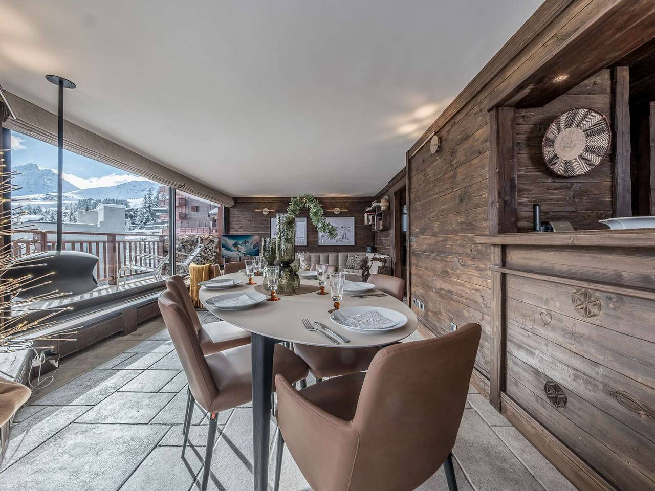 Geheel appartement, Courchevel 1850 - Sleeps 6, Ski-in/Ski-out, Wi-Fi, Parking in Courchevel 1850, Saint-Bon-Tarentaise