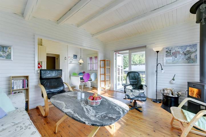 Awesome home in Bjert w/ Wifi and 3 Bedrooms in Bjert, Kleiner Belt