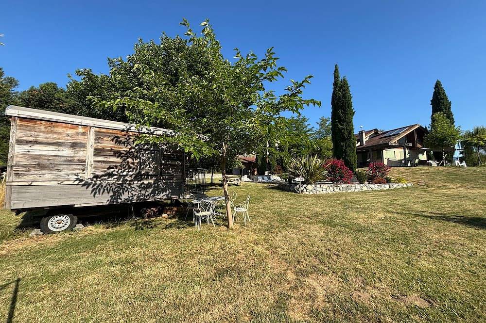 Maison de vacances « Maison Vacances Massignieu » avec vue montagne, piscine privée et Wi-Fi in Massignieu-de-Rives, Belley